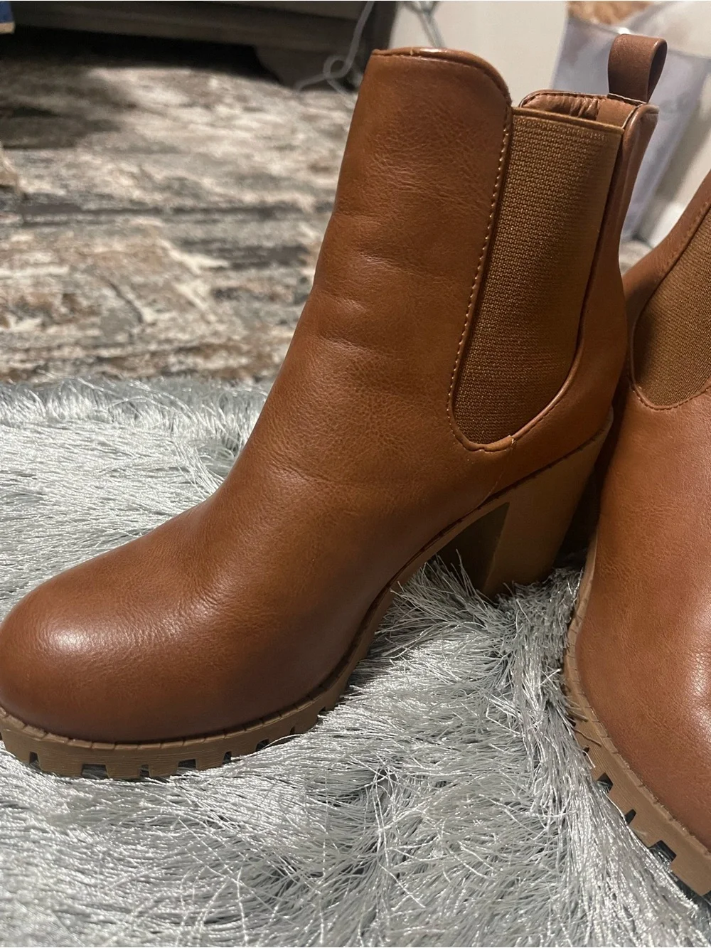 Women’s Chelsea Ankle Booties in Cognac Brown